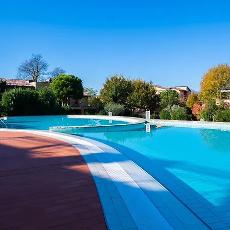 La Dimora Dell'artista Apartment *