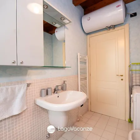 La Dimora Dell'artista Apartmán Manerba del Garda