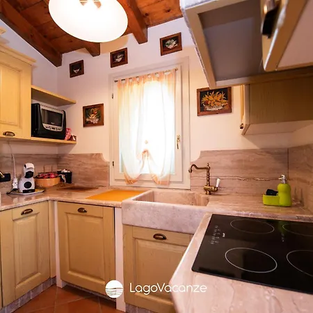 La Dimora Dell'artista Apartmán Manerba del Garda